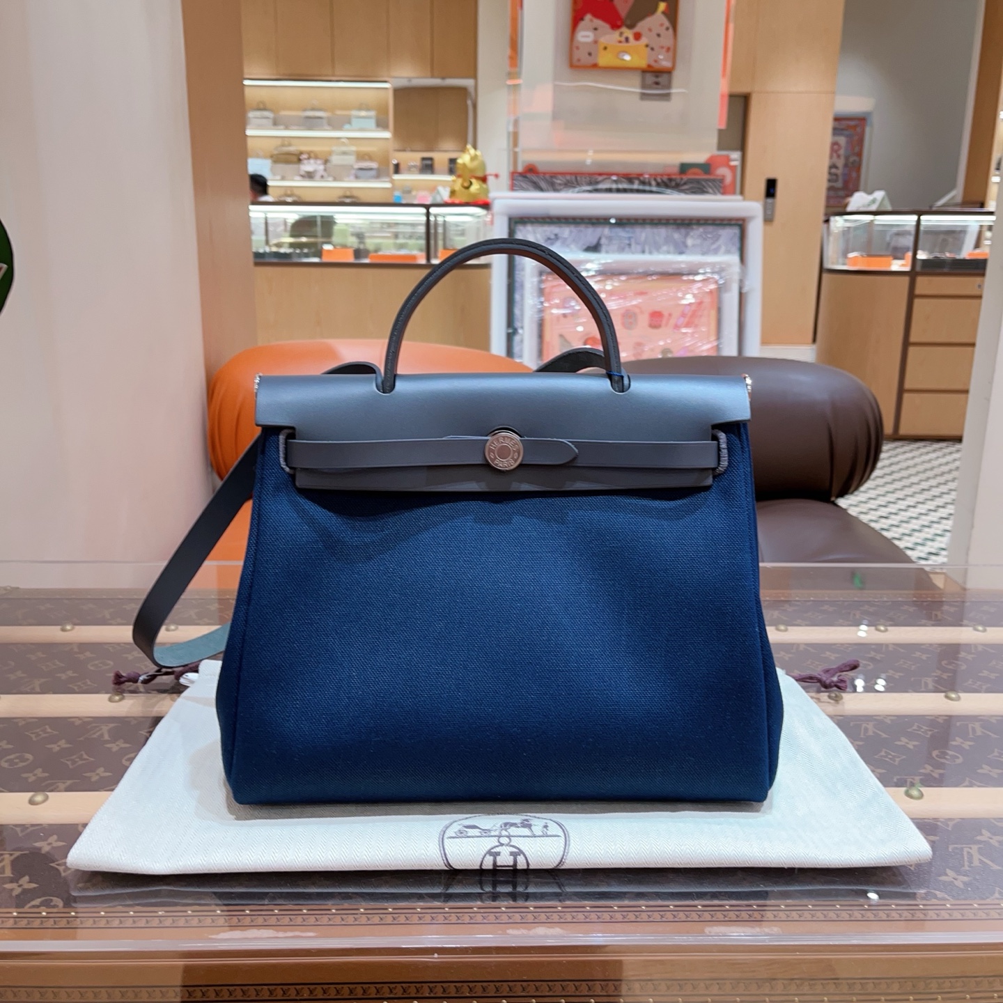 未使用 Hermes/爱马仕 Herbag31 石板灰拼海军蓝银扣 内缝 W刻