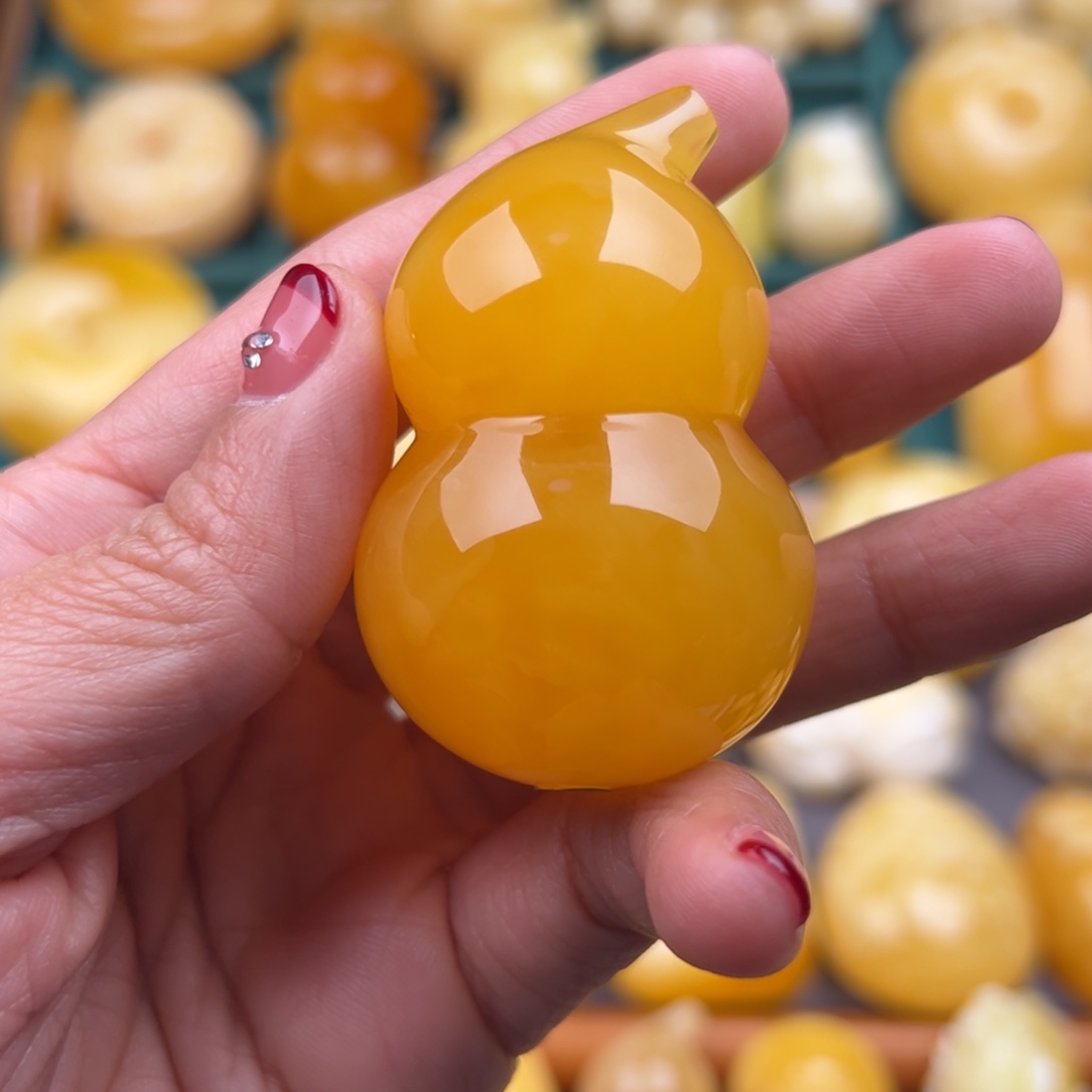 琥珀颈饰未镶嵌纯天然琥珀蜜蜡无优化