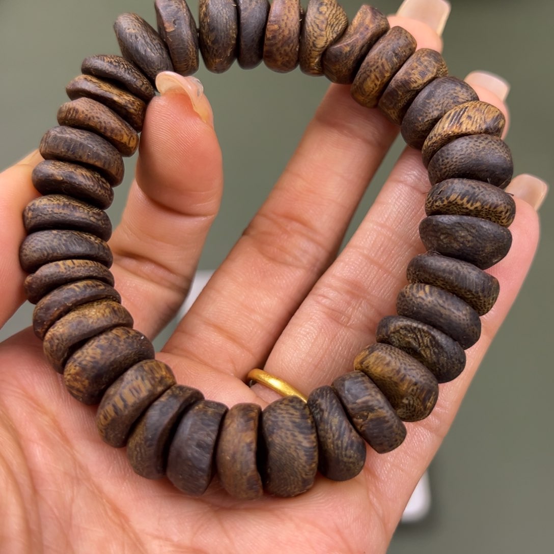 沉香手串透顶绿沉水包壳卡1.3/26g*