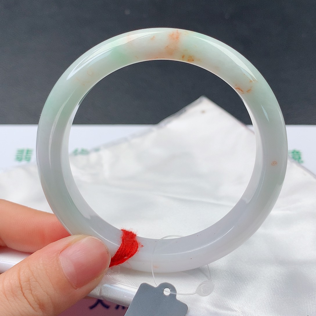 翡翠手镯未镶嵌92正58