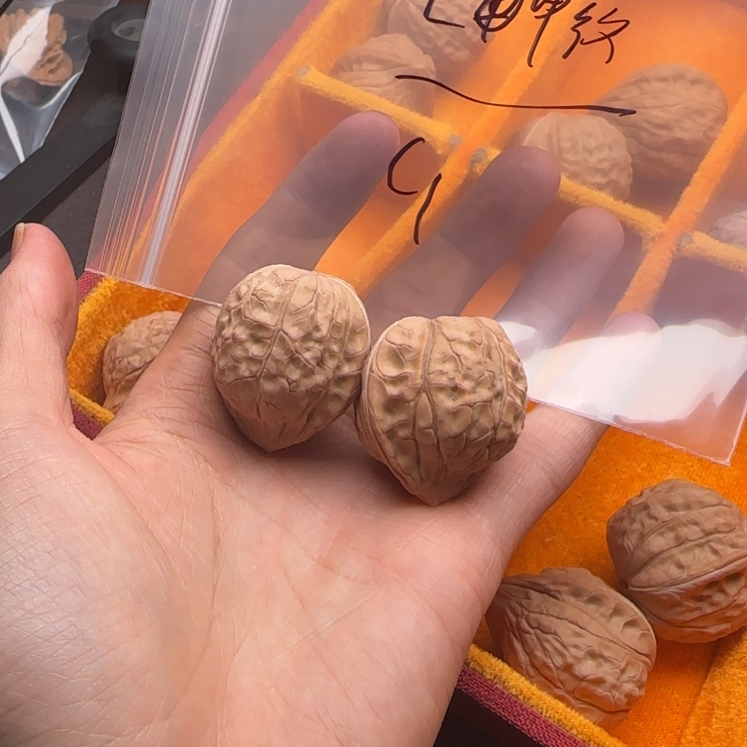 文玩核桃吊坠龟甲纹