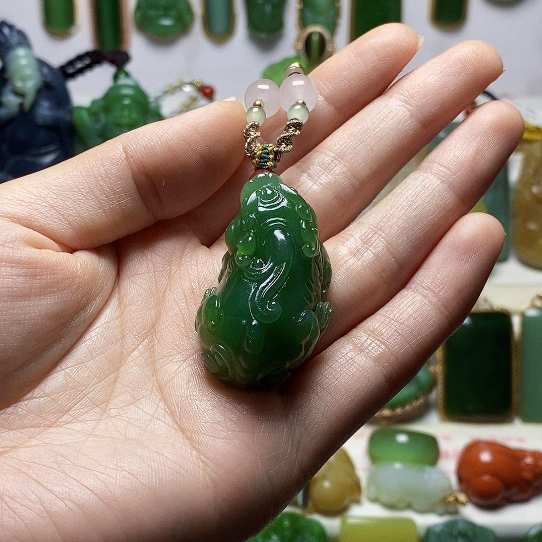 和田玉（碧玉）未镶嵌颈饰