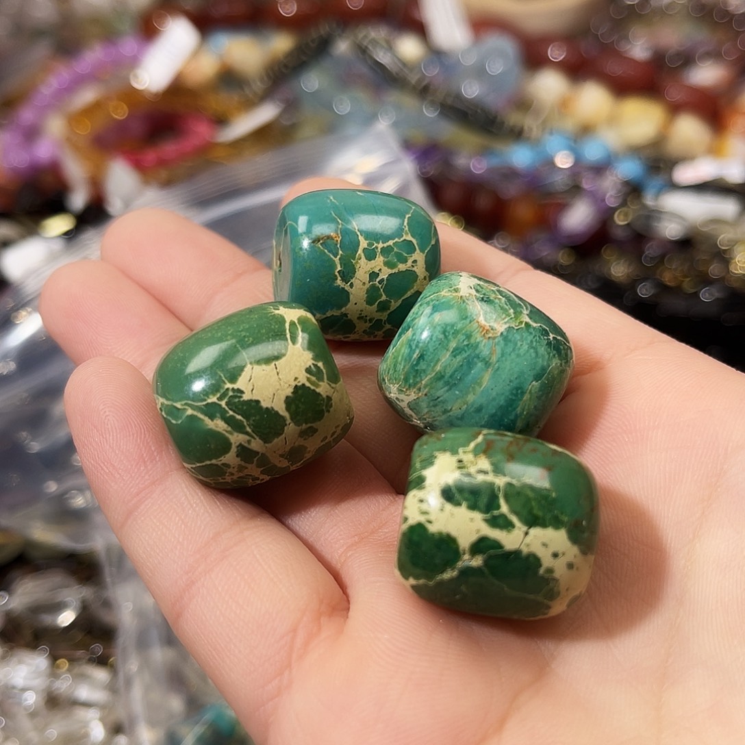 玛瑙/玉髓合金挂件帝皇松桶珠一颗
