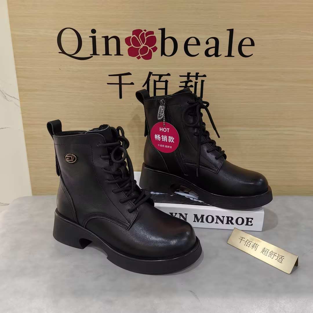 Qin&beale/千佰莉全皮牛皮橡胶底防滑耐磨女厚棉靴痞帅D1383