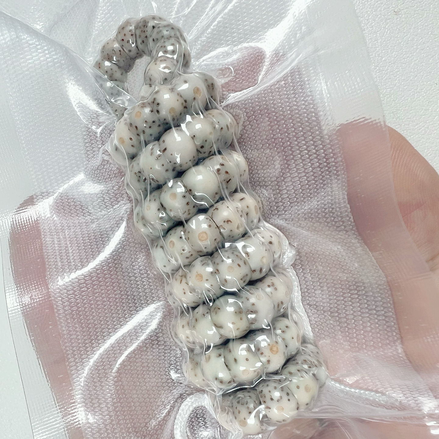 星月菩提原生态石玉料蒜瓣大肠6mm