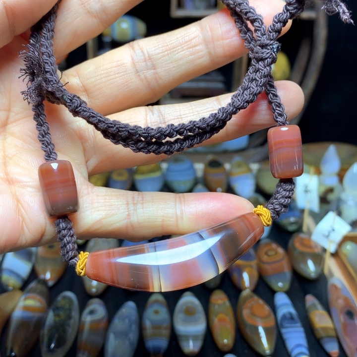 未镶嵌颈饰玛瑙/玉髓