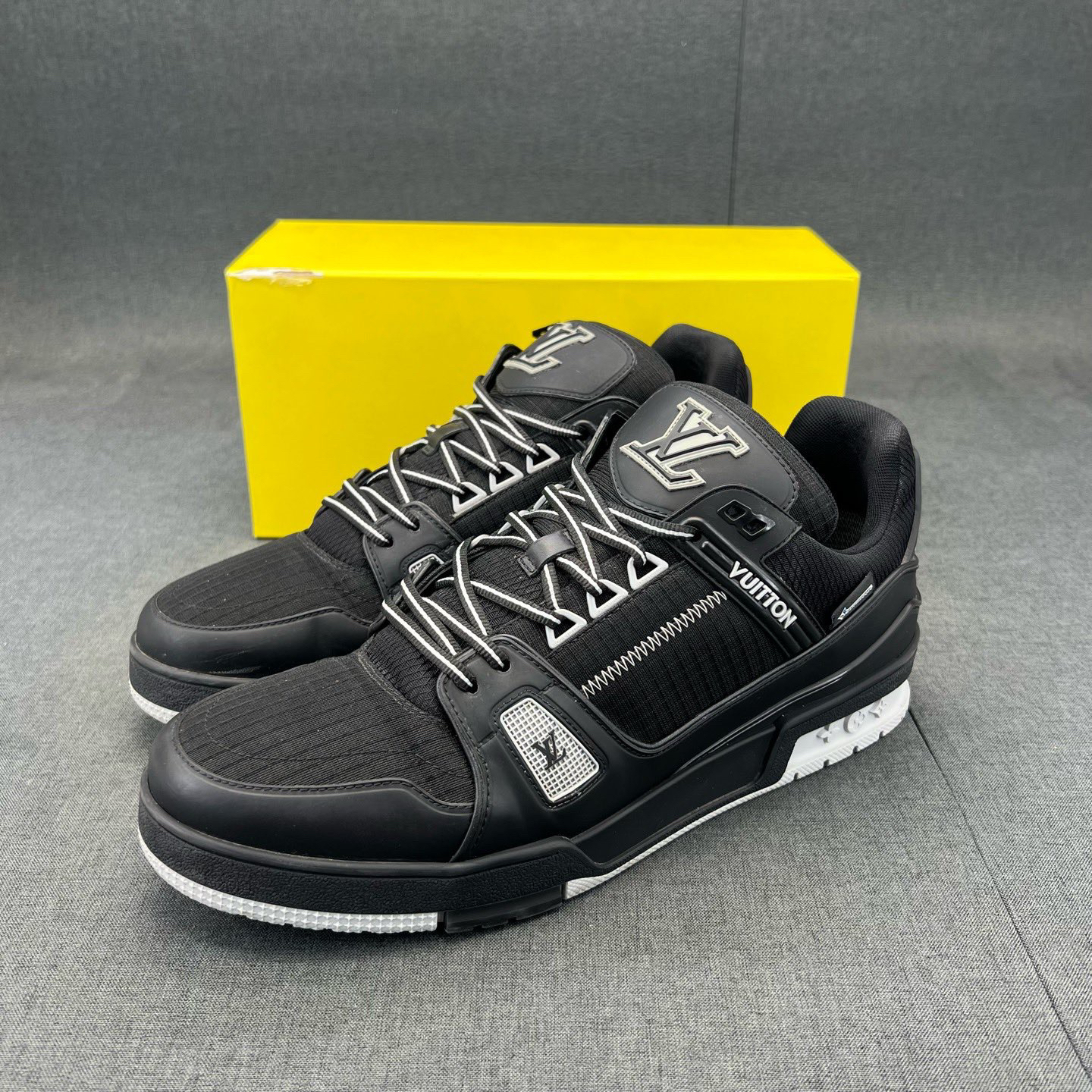 95新 LouisVuitton/路易威登 码数44.5 lv trainer 黑灰新款原盒