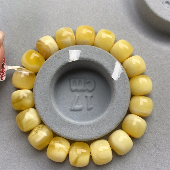 未镶嵌琥珀珠宝奇石4