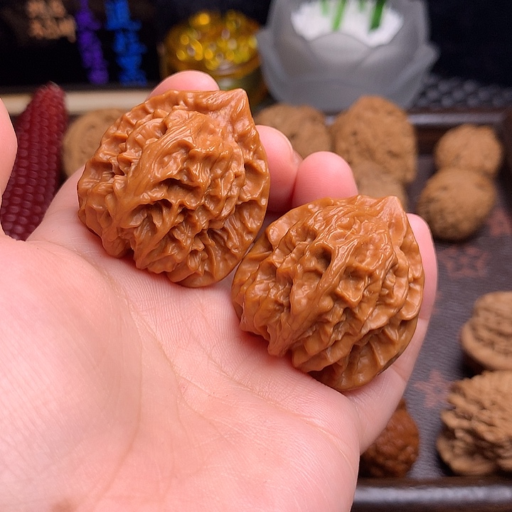 文玩核桃吊坠曹大龙35尺回血