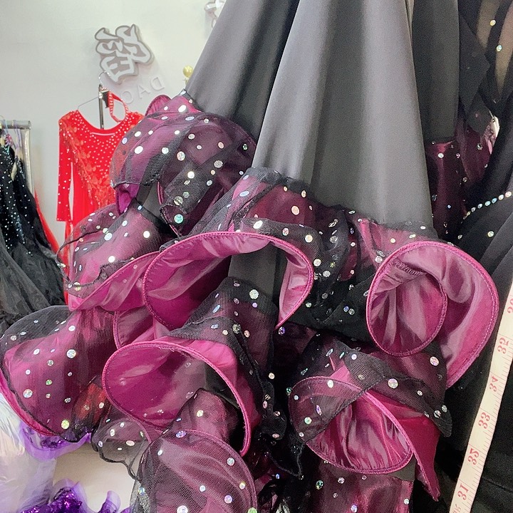 交谊舞的舞蹈动作和舞蹈