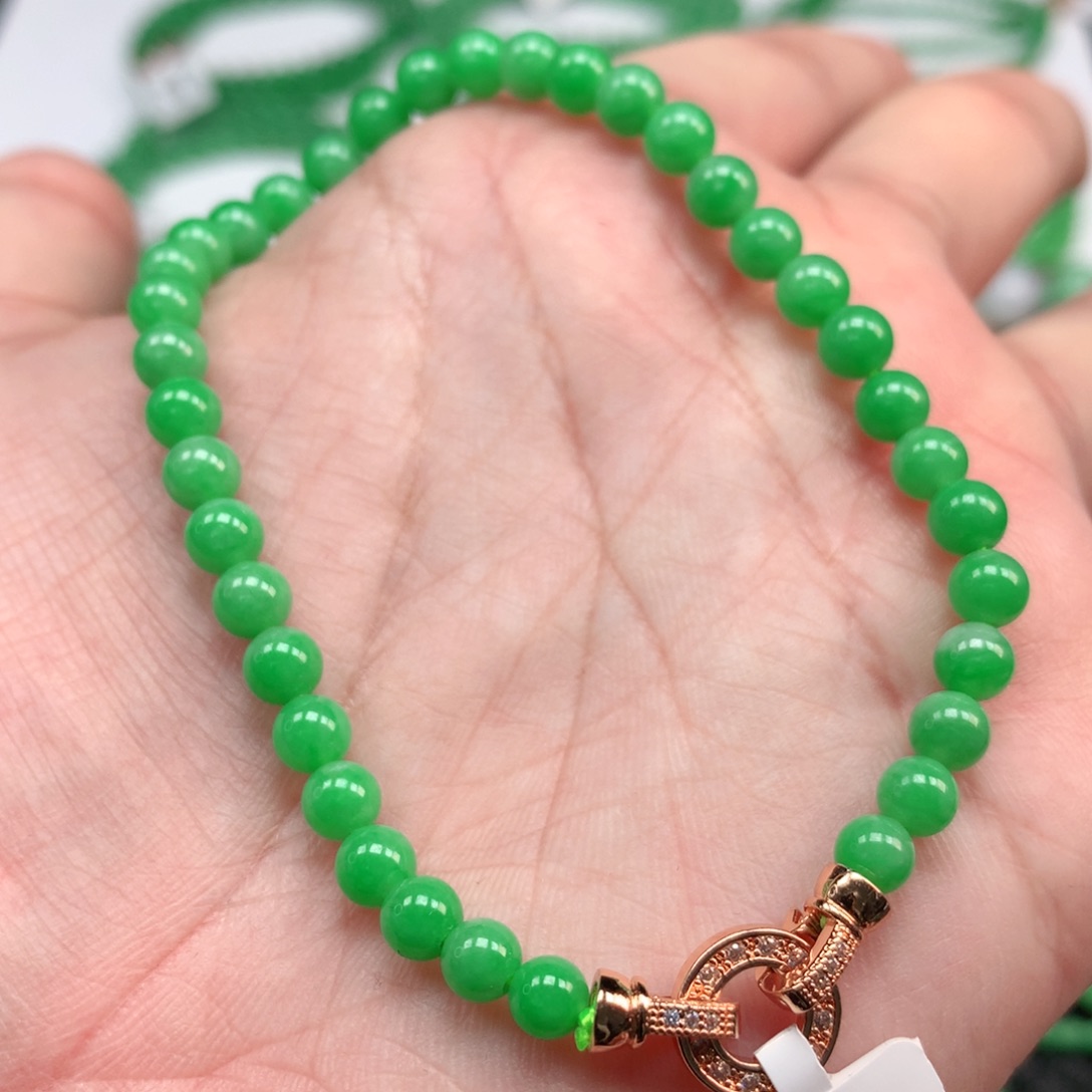 翡翠手链未镶嵌翡翠