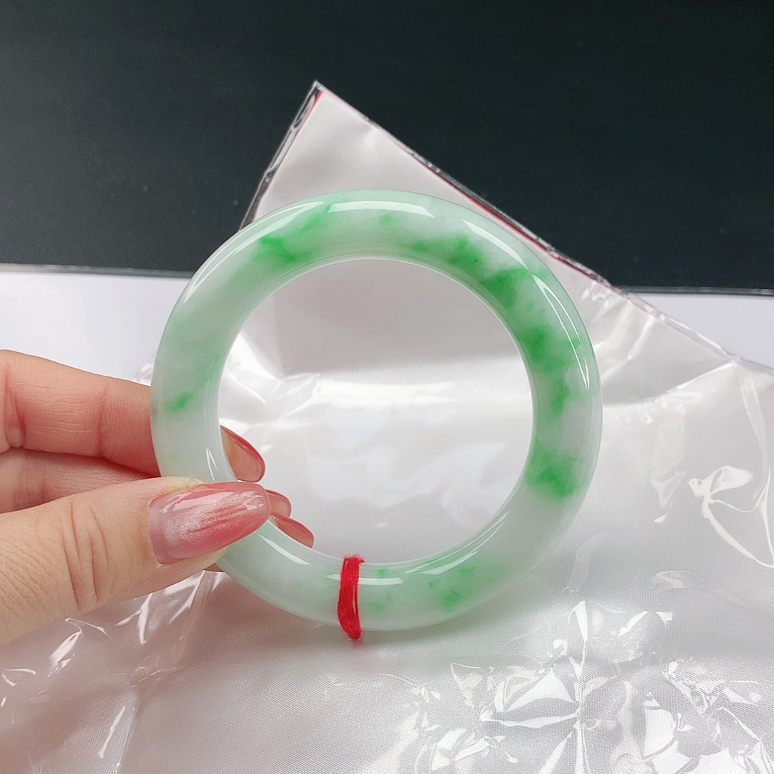 翡翠手镯未镶嵌翡翠016