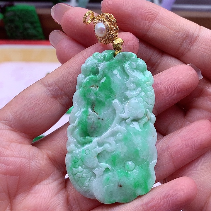 翡翠颈饰银S925镶嵌翡翠
