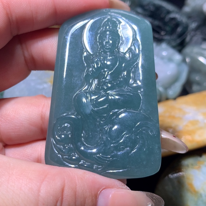 翡翠未镶嵌颈饰保真天然A货翡翠