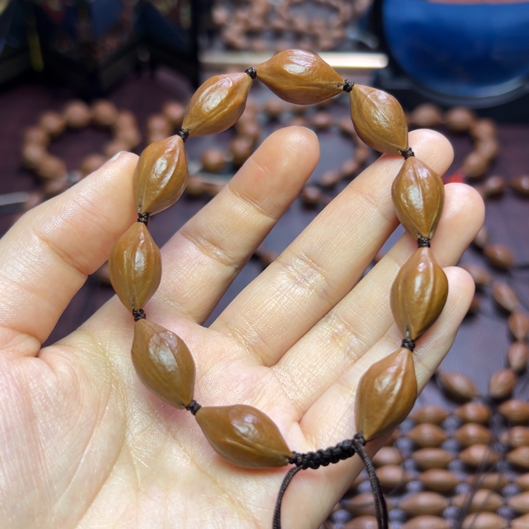 秋***红手串/手链橄榄核油 红皮 1.2 2.1左右