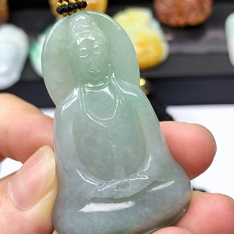 翡翠未镶嵌颈饰缅甸翡翠素衣观音