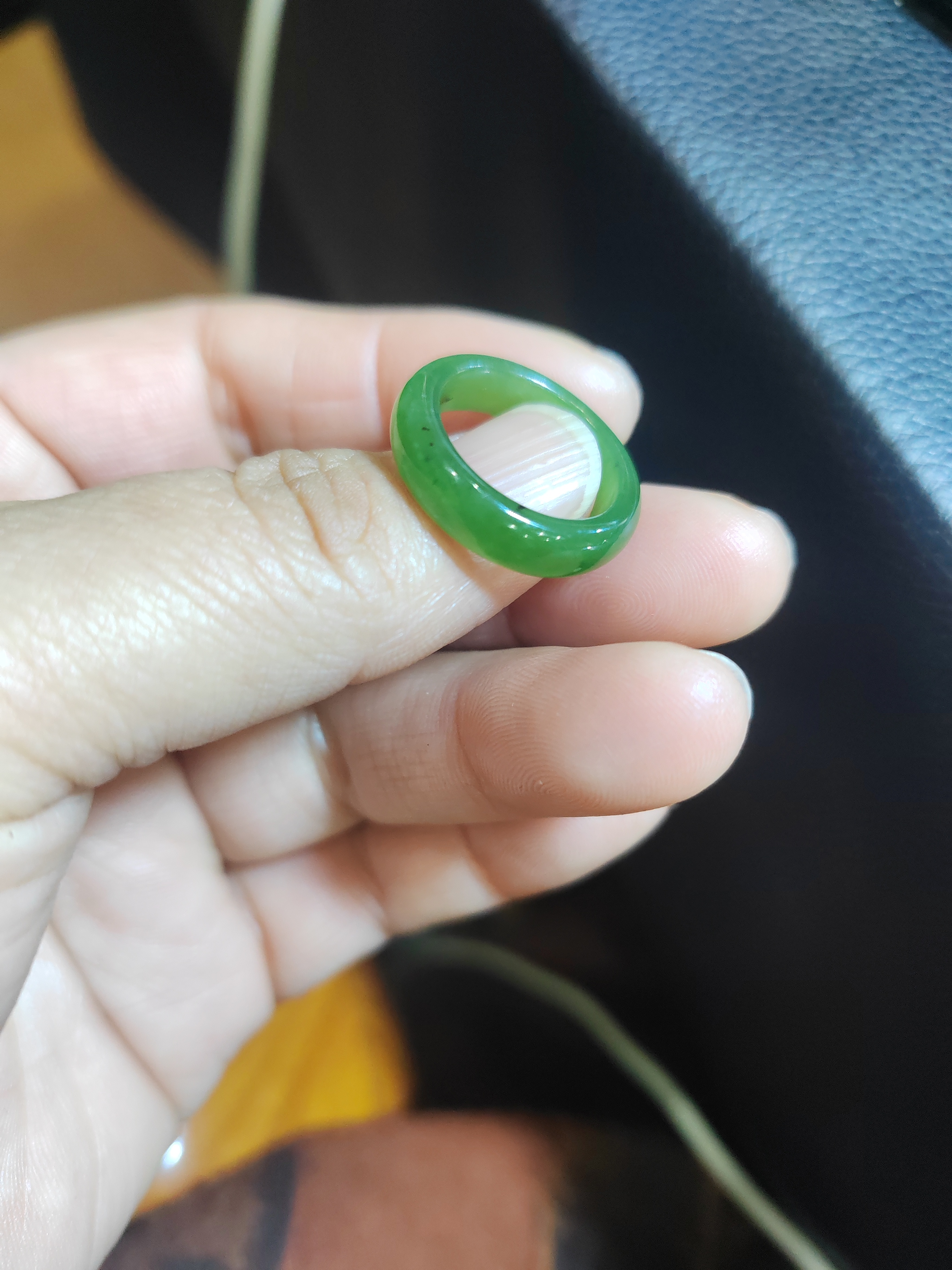 俄罗斯碧玉指环，完美无裂