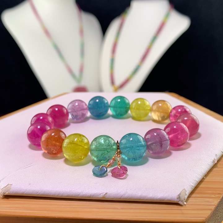 双色碧玺手链未镶嵌