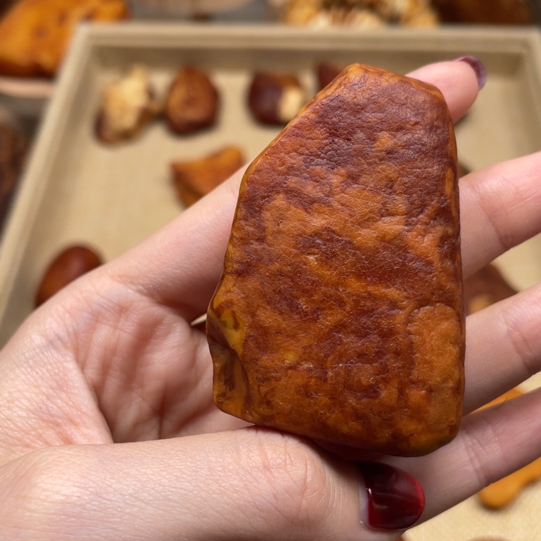 老***7琥珀未镶嵌珠宝奇石