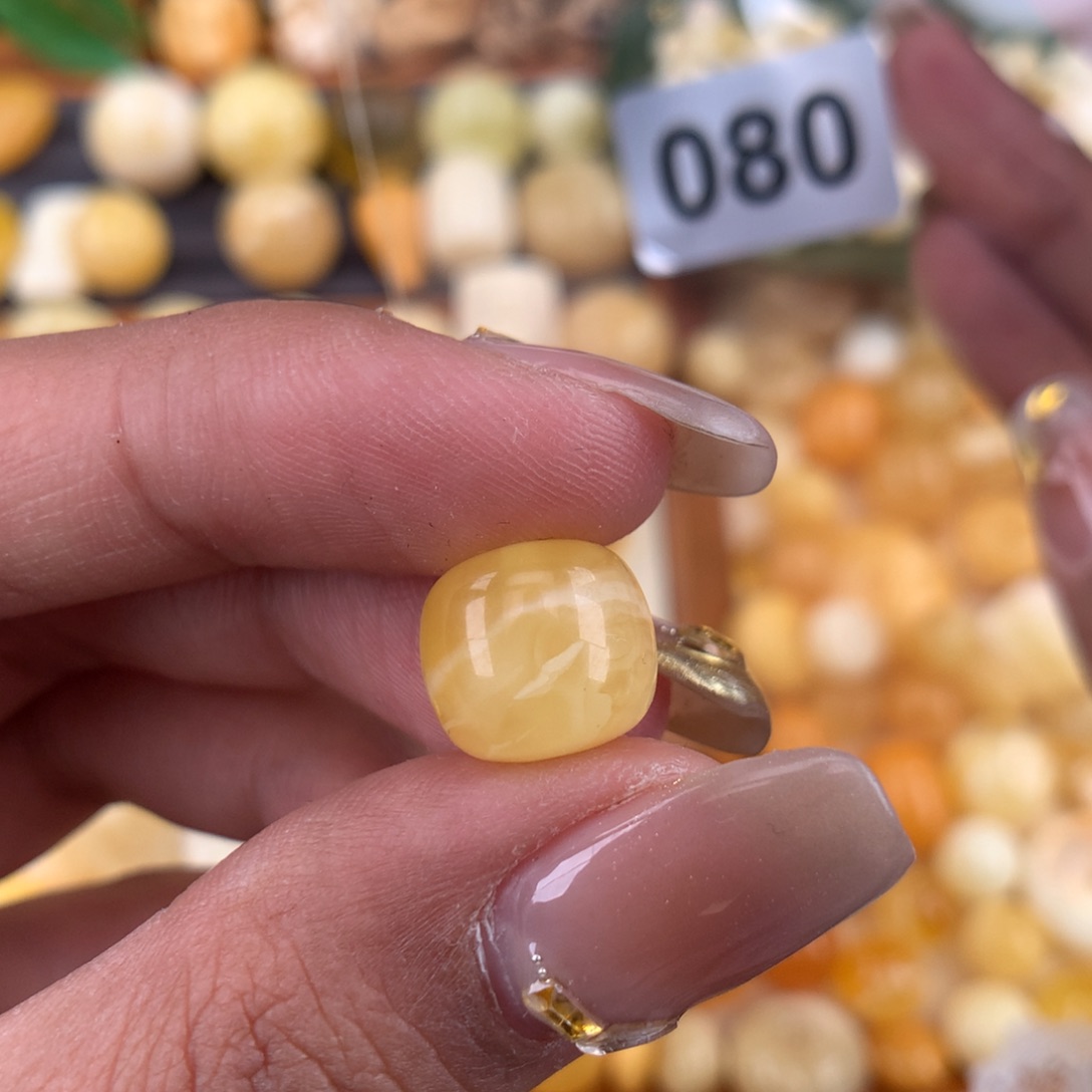 琥珀珠宝奇石未镶嵌11.2