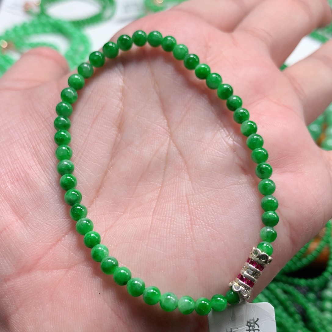 琪***琪翡翠未镶嵌手链翡翠