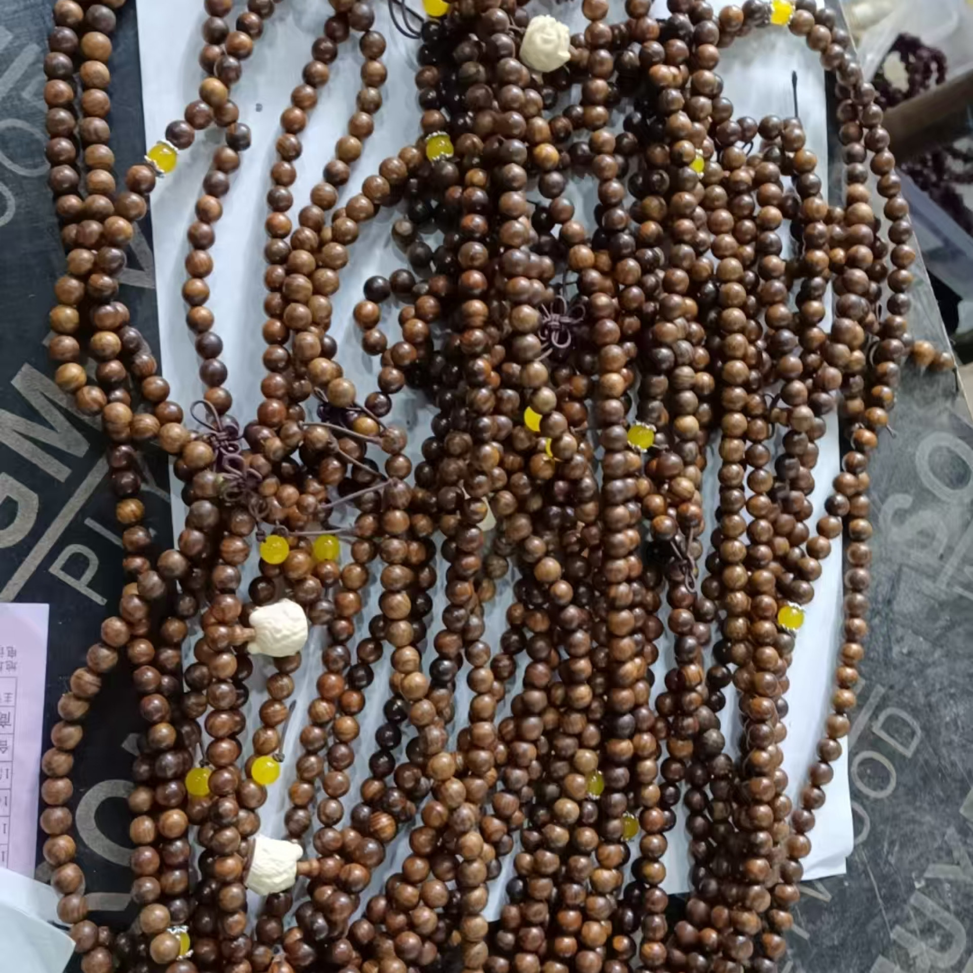 148号  花梨木0.8cm长串 样式多样性发其一