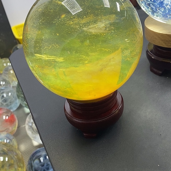 ****潮石材12.8厘米黄水摆件