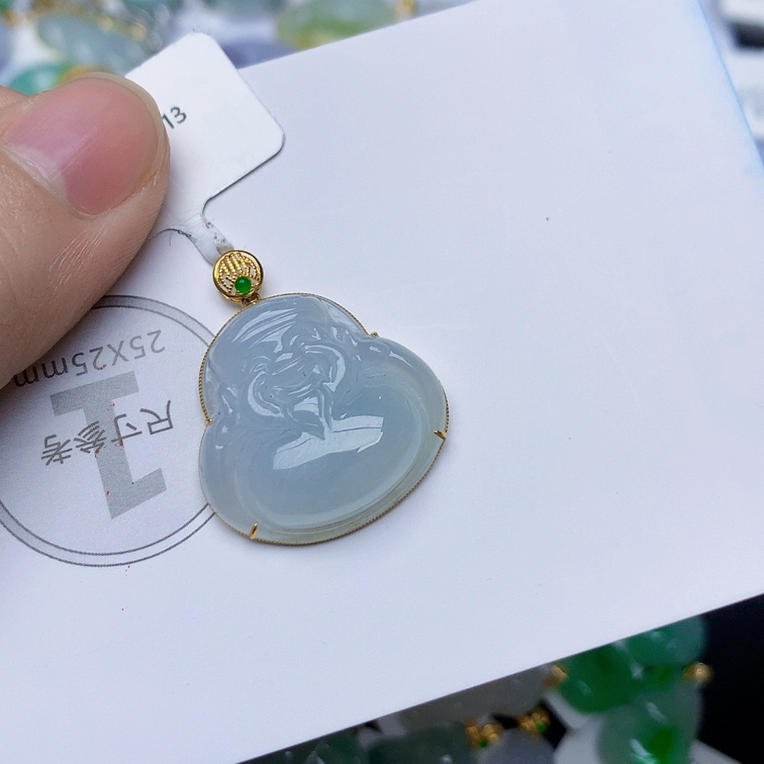 翡翠18K金镶嵌颈饰天然A货翡翠