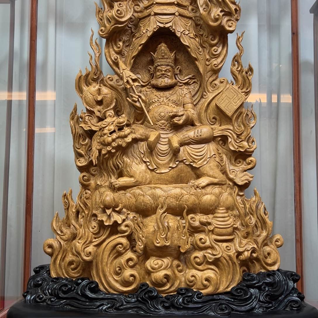 沉香摆件用****9沉香摆件➕底座