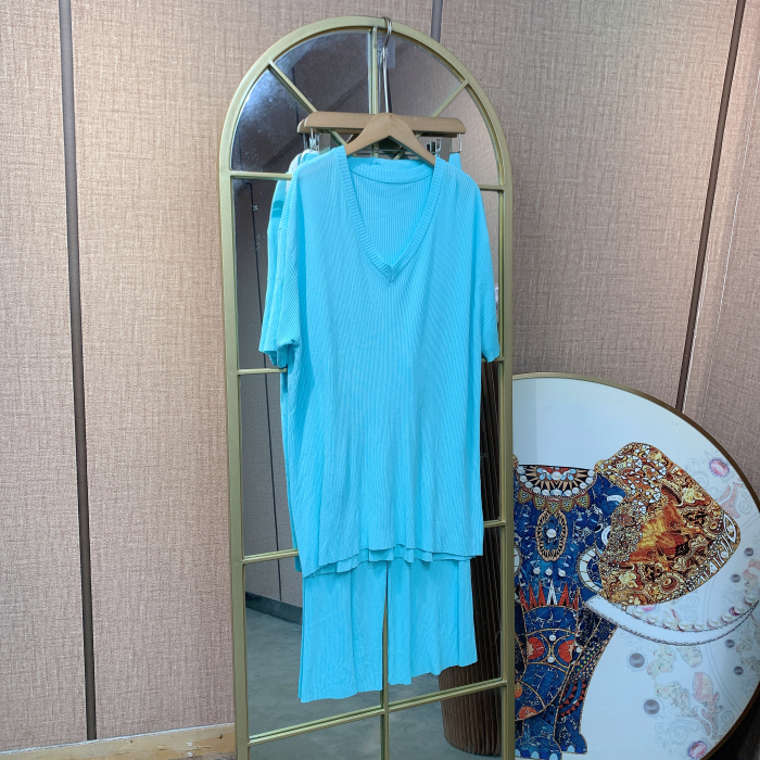 BL912孕妇蓝色针织套装90-140裤子勾丝