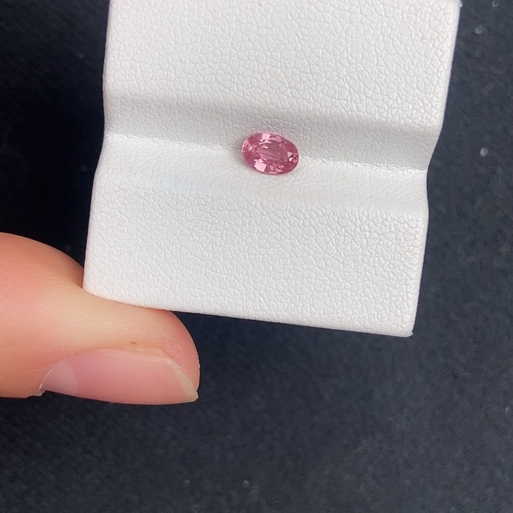 晨***曦蓝宝石裸石莲花色蓝宝石