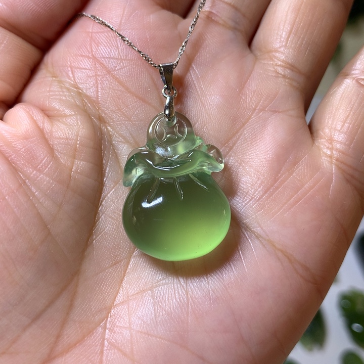 岫玉颈饰银S925镶嵌吊坠