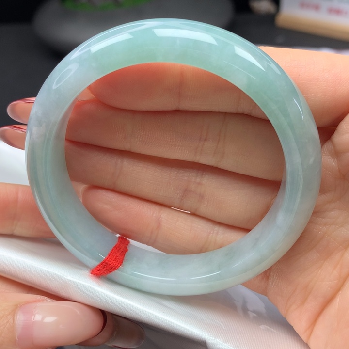 翡翠手镯未镶嵌56正圈