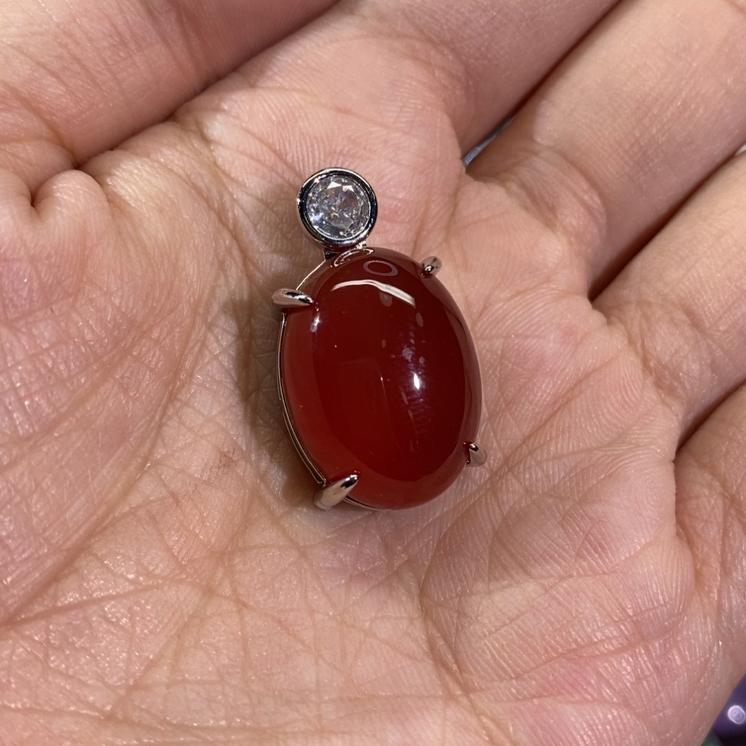 玛瑙/玉髓颈饰未镶嵌