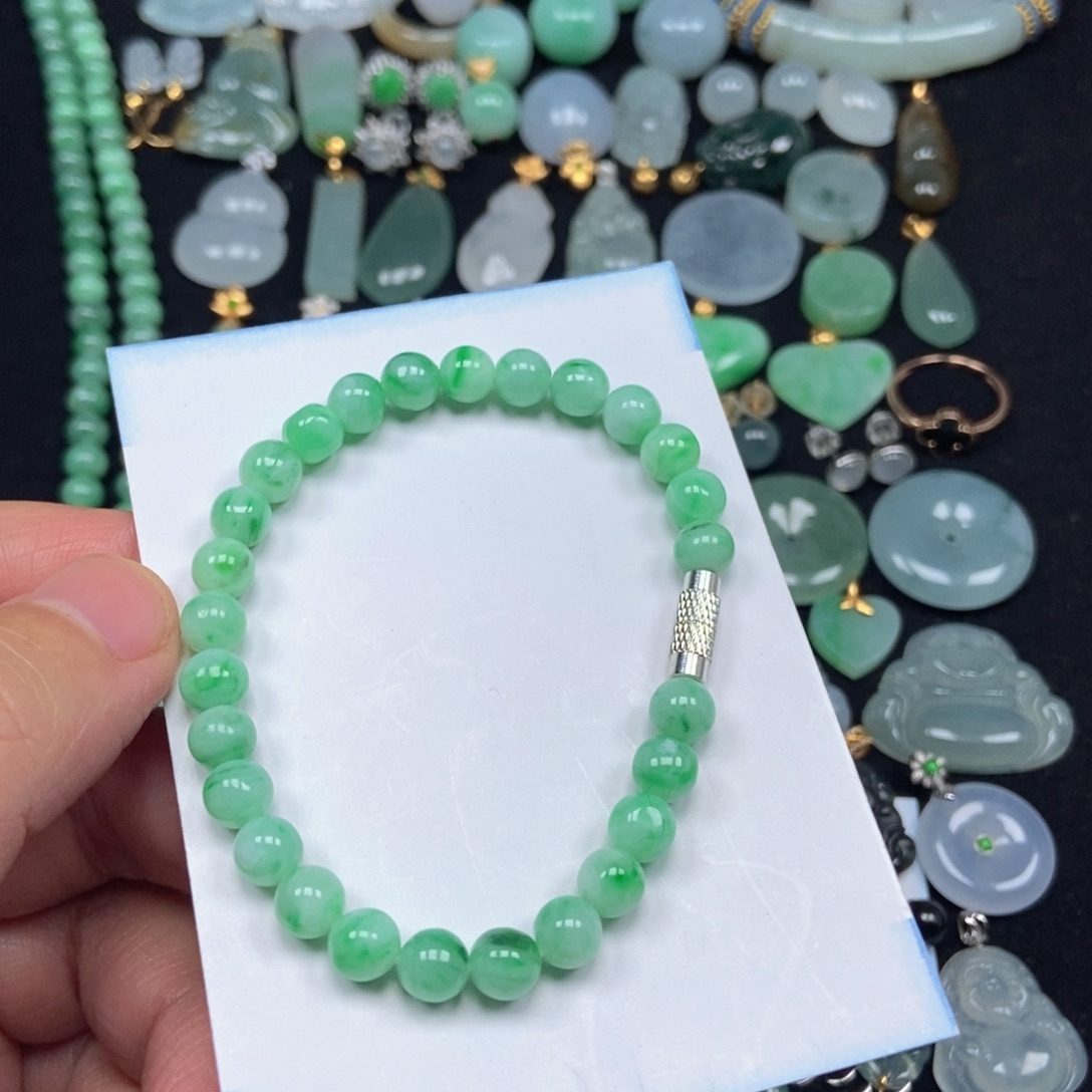 翡翠未镶嵌颈饰绿串