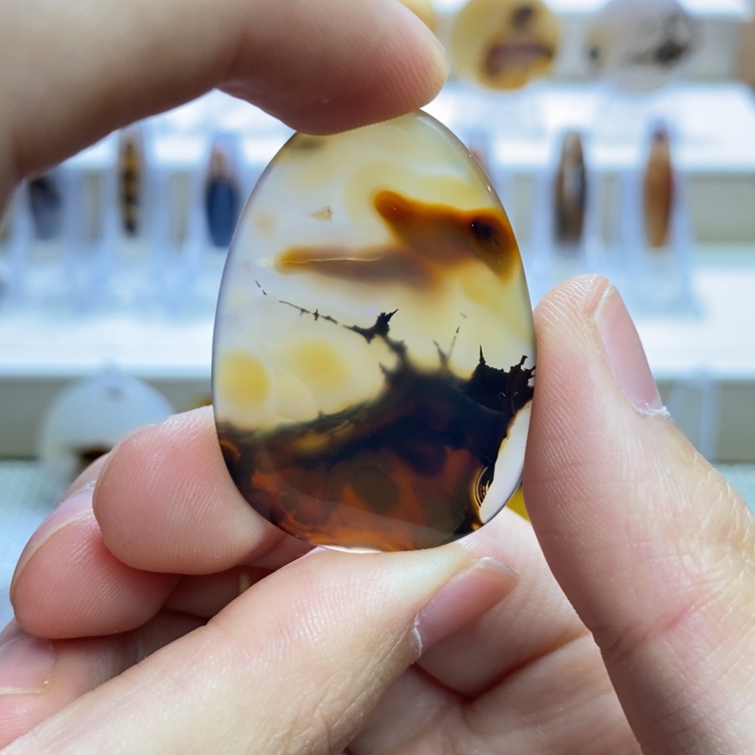 玛瑙/玉髓未镶嵌吊坠(不含链)