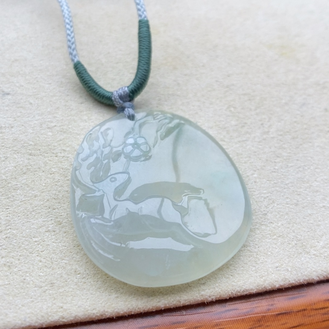 翡翠未镶嵌颈饰吊坠38