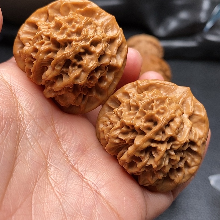 文玩核桃吊坠秦闷39尺