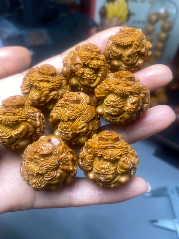 橄榄核秒女钟馗大尺寸