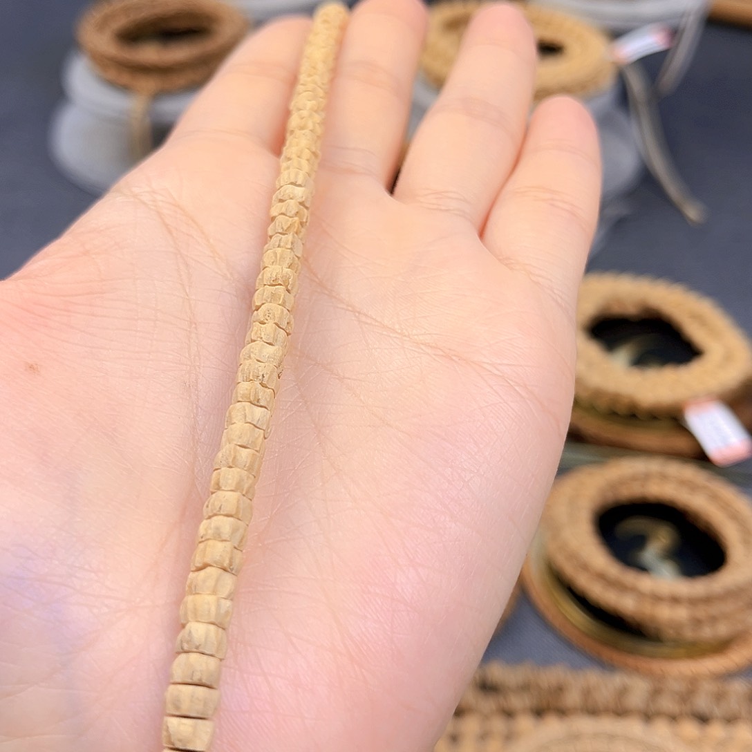 柏香籽/百香籽吊坠祥*