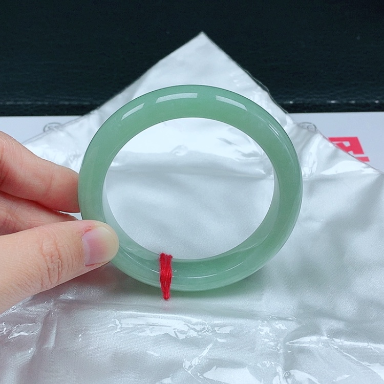 【闪购商品】翡翠手镯未镶嵌天然翡翠手镯
