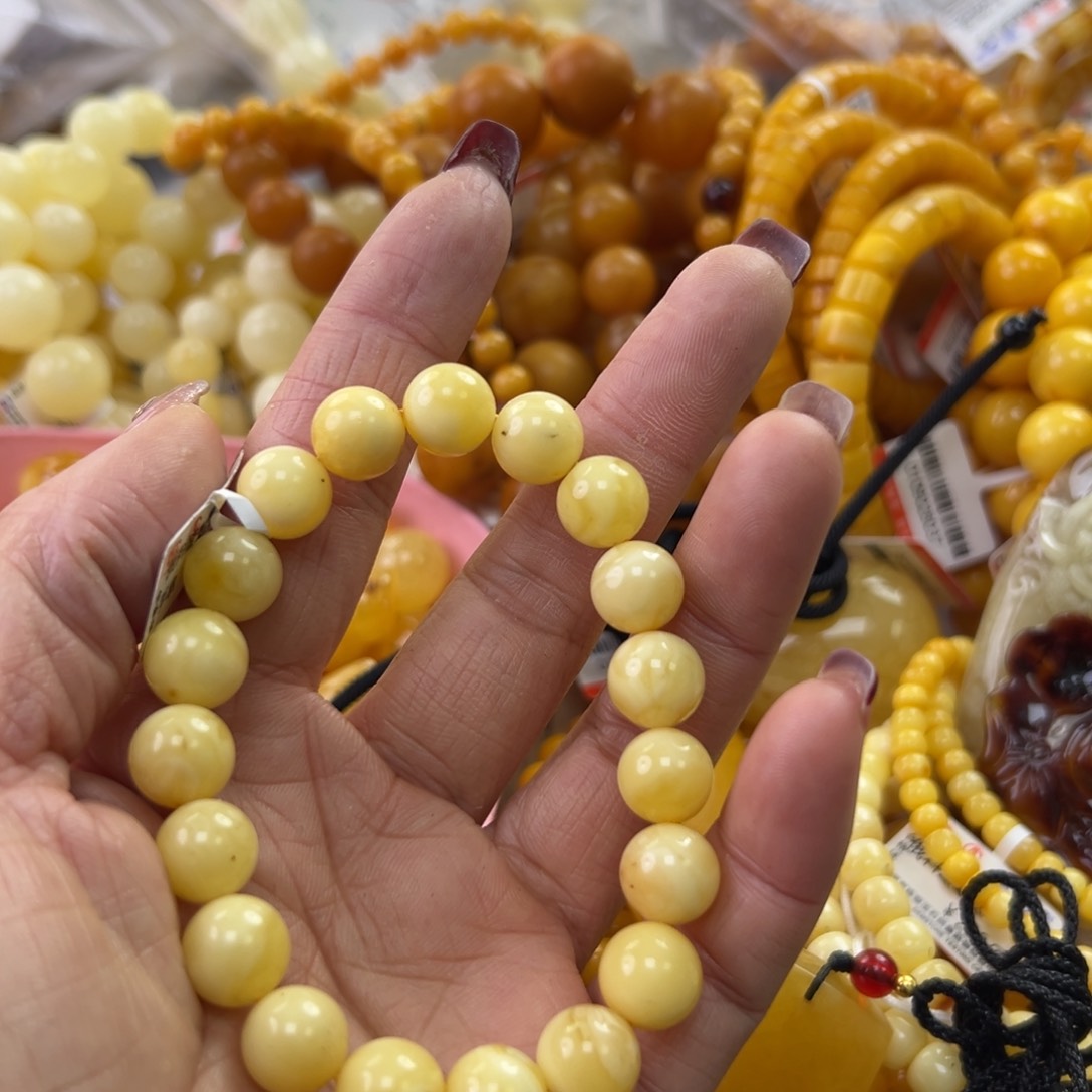 琥珀珠宝奇石未镶嵌