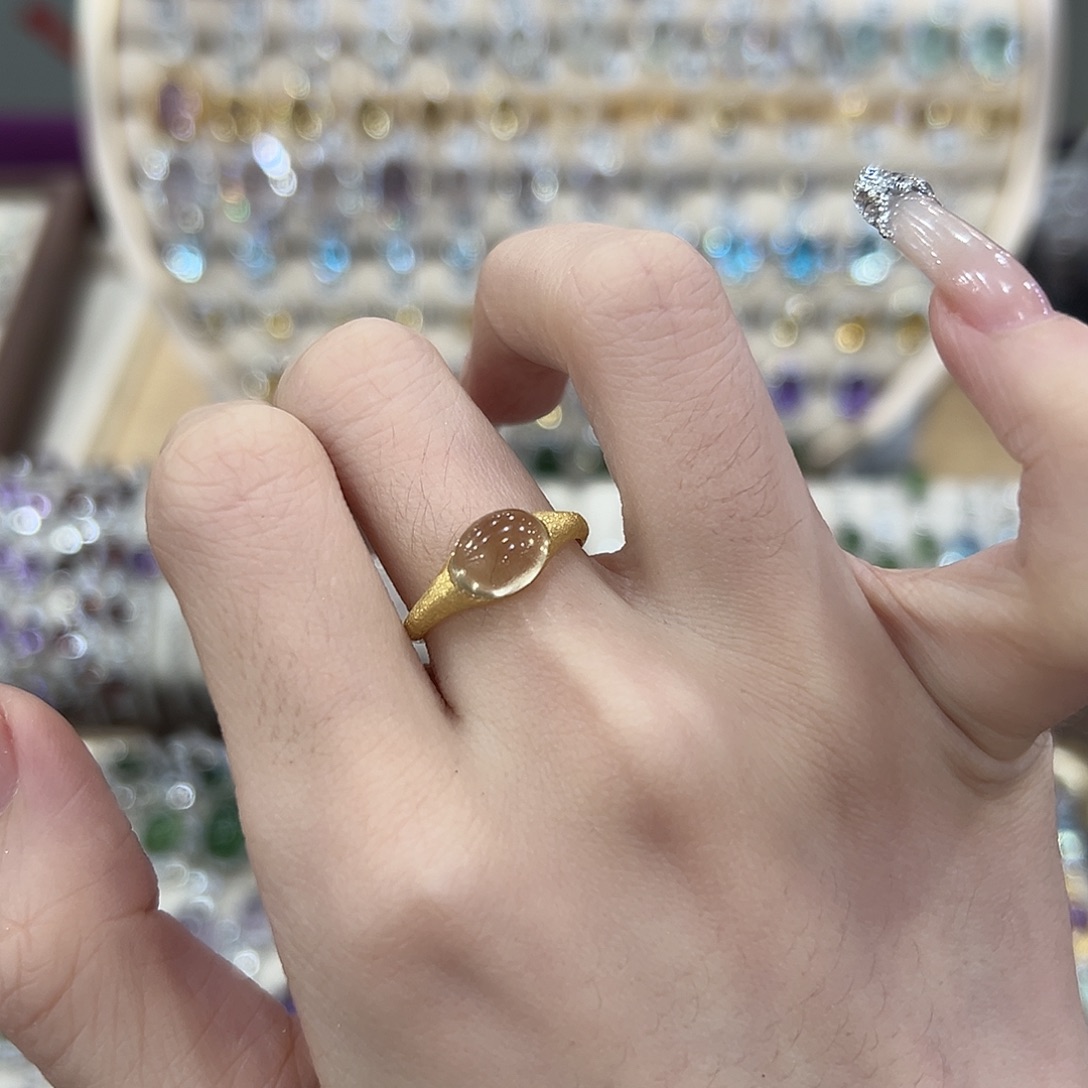 刺***姐戒指银S925镶嵌黄晶