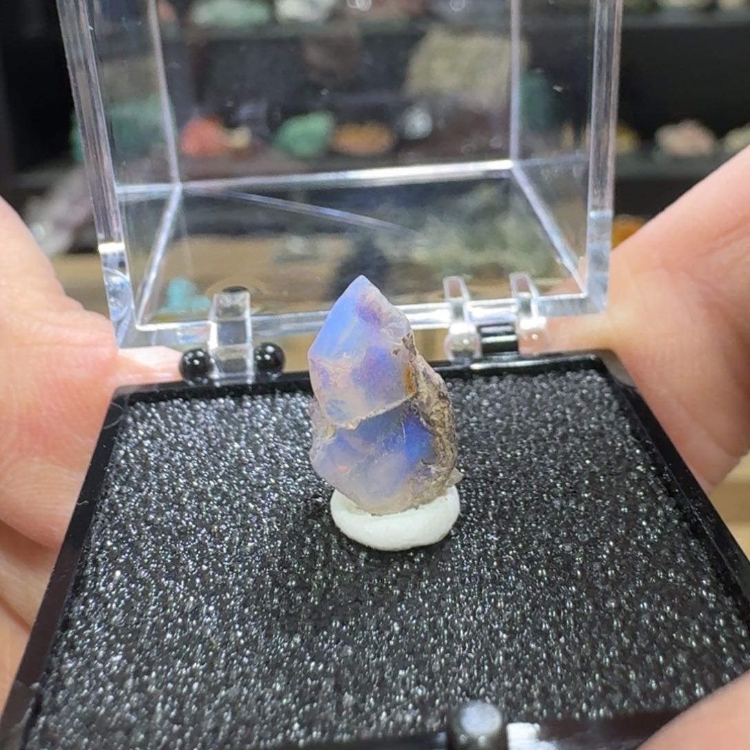 月下珠宝严选矿物