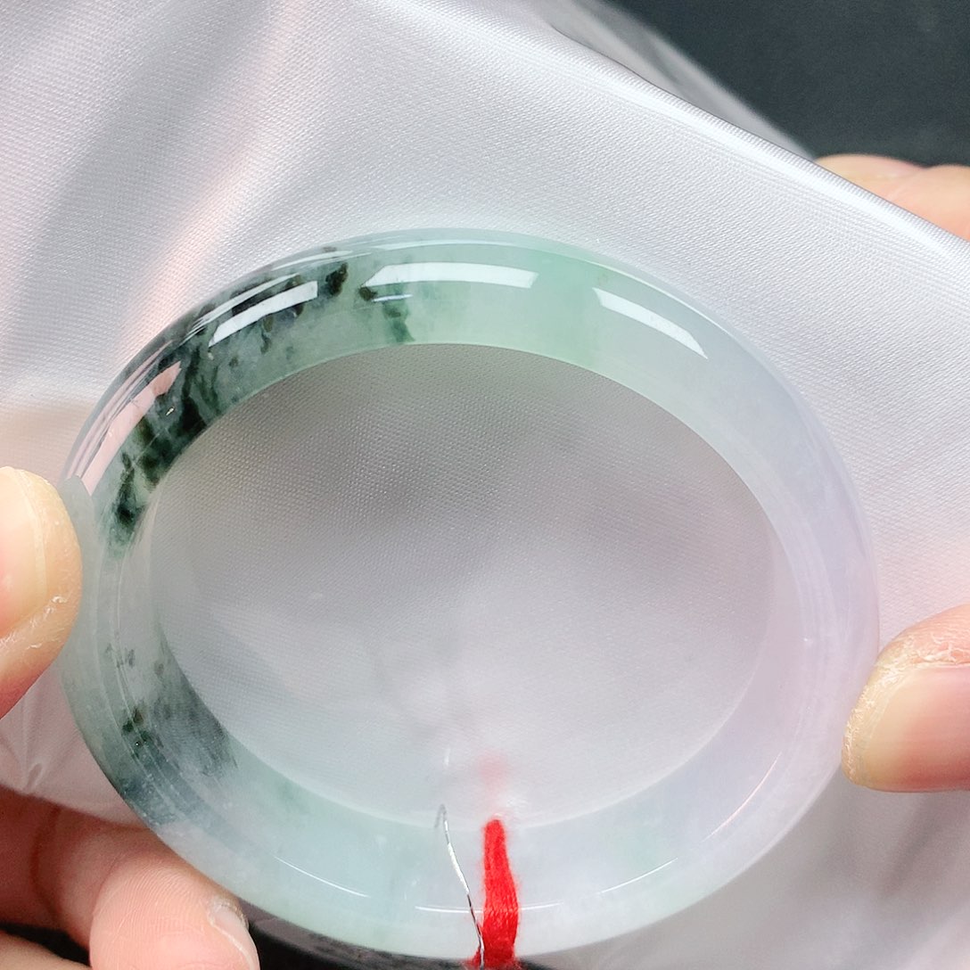 翡翠手镯未镶嵌53贵