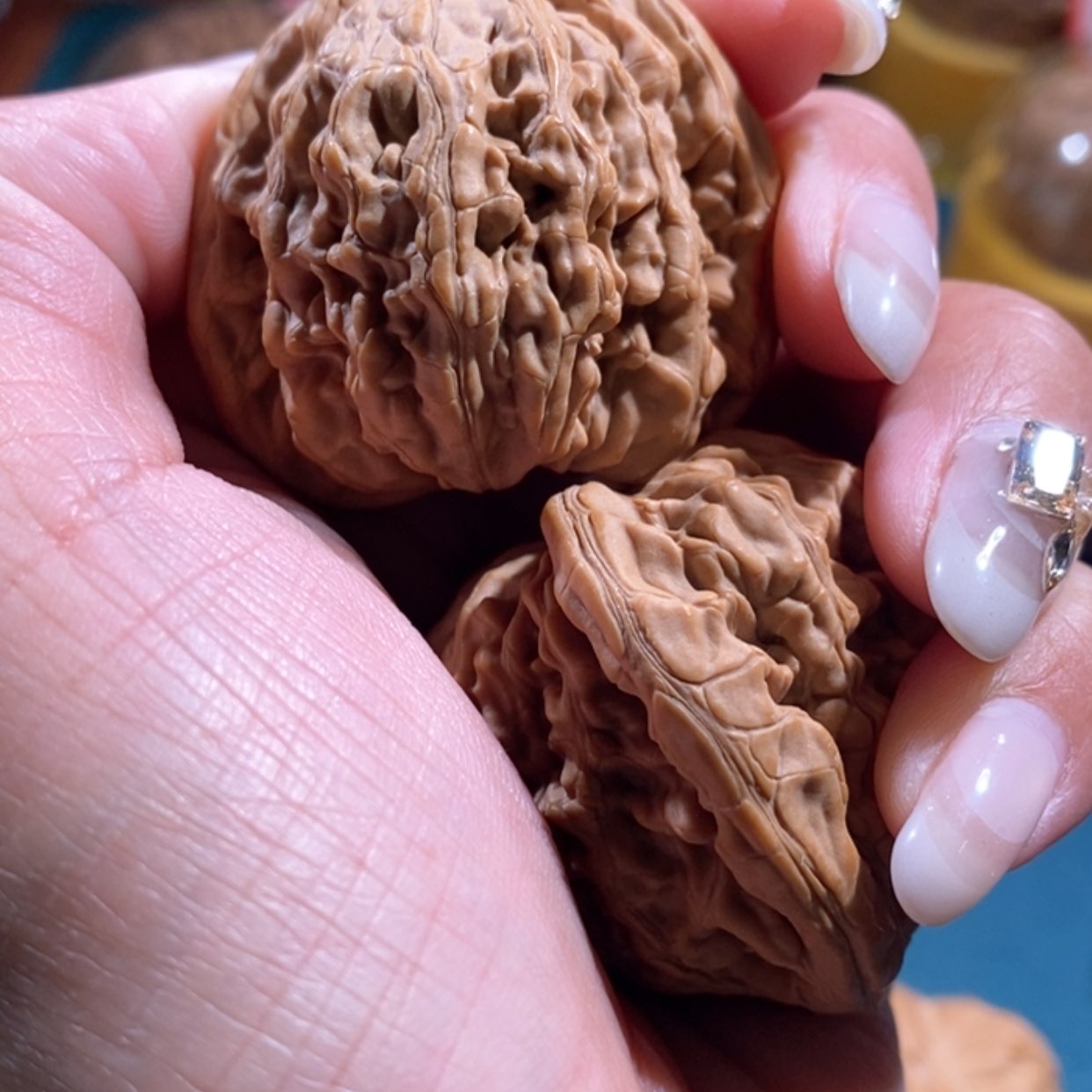 【闪购商品】文玩核桃吊坠甩**甩虎头王