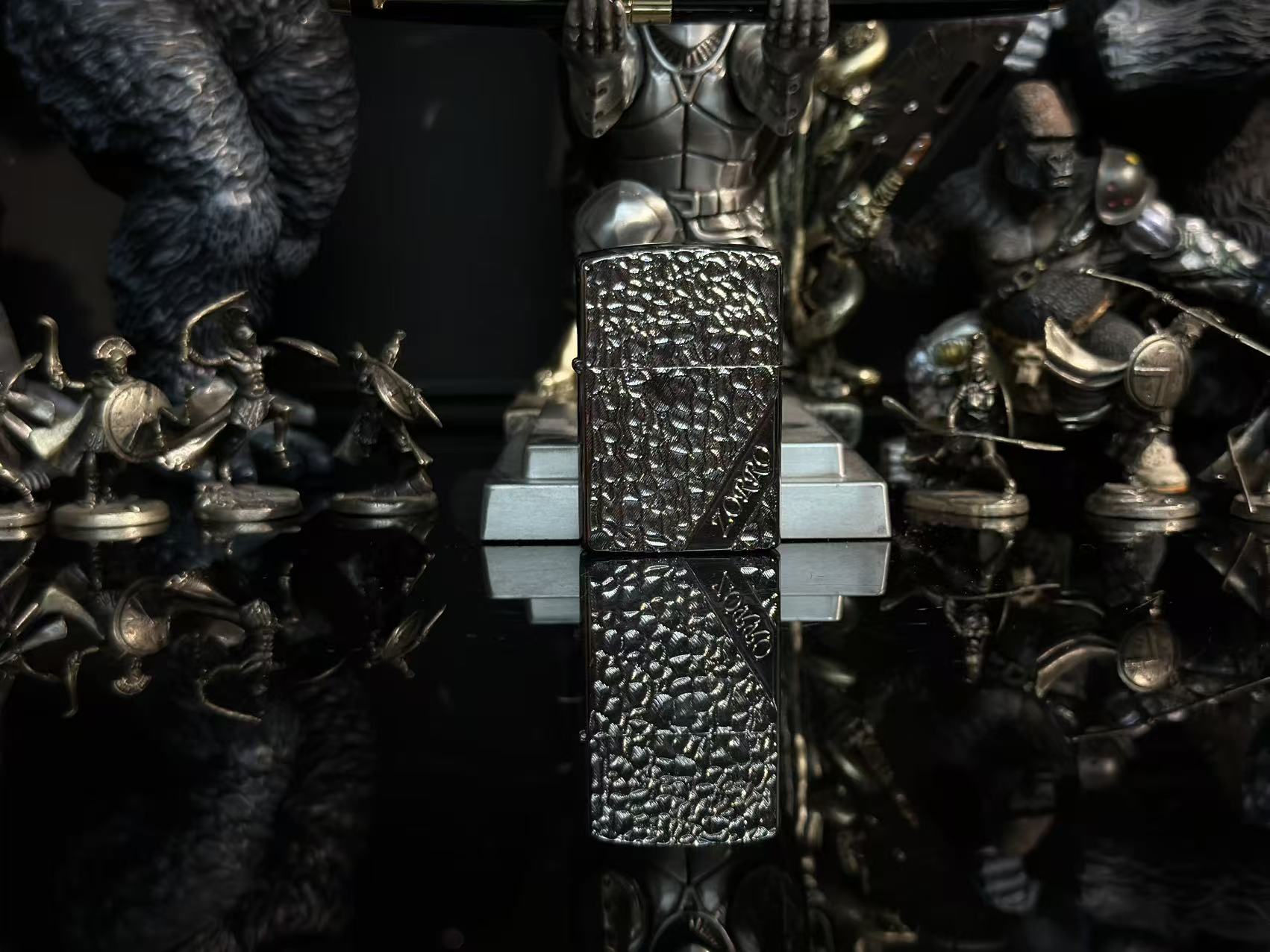 银陨石坑打火机（无煤-油）B