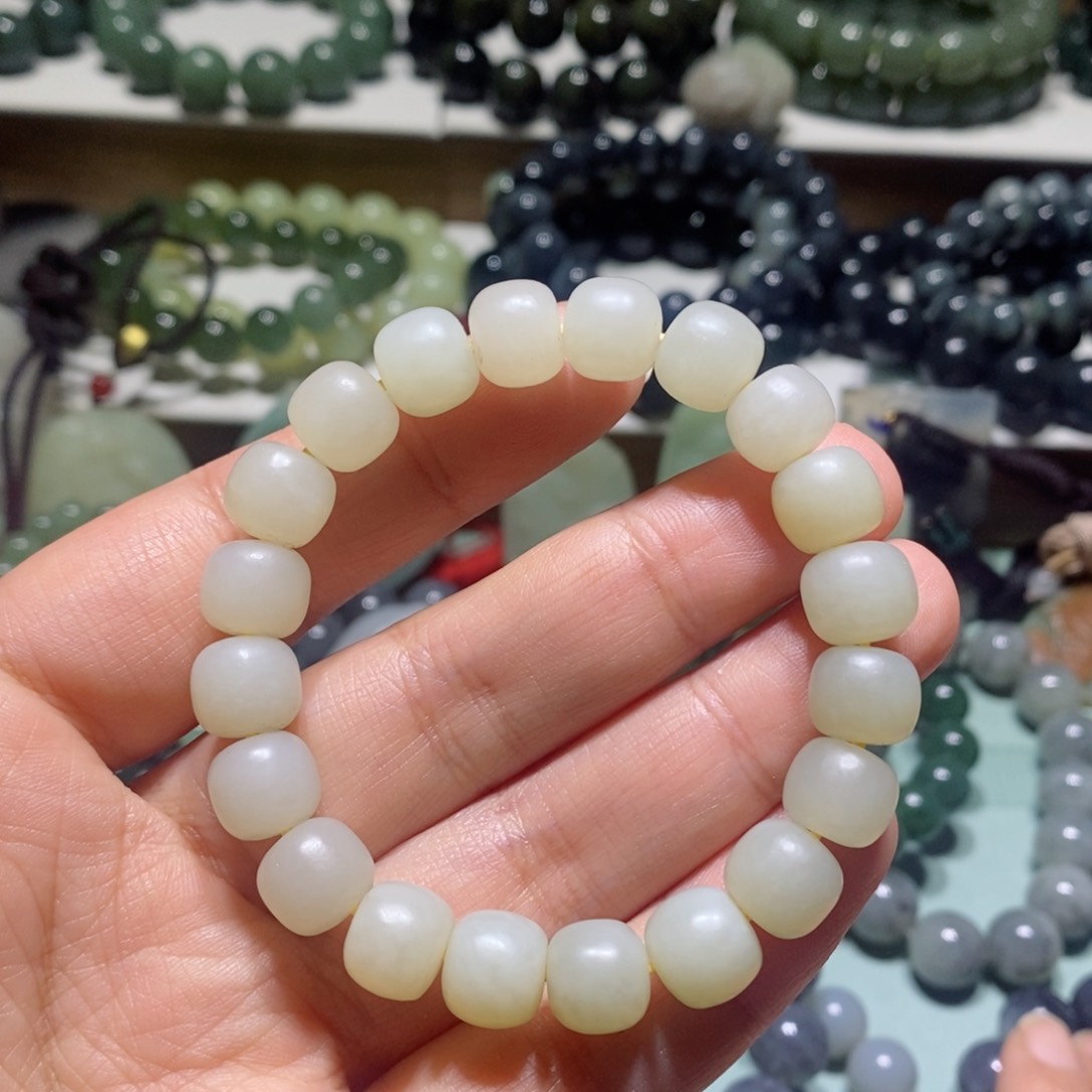 和田玉手链未镶嵌