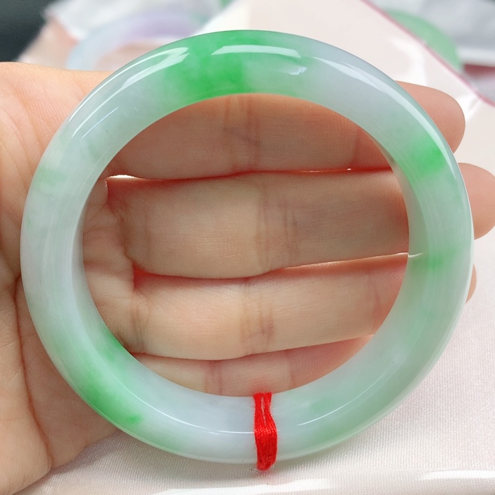 翡翠手镯未镶嵌阳春白雪54