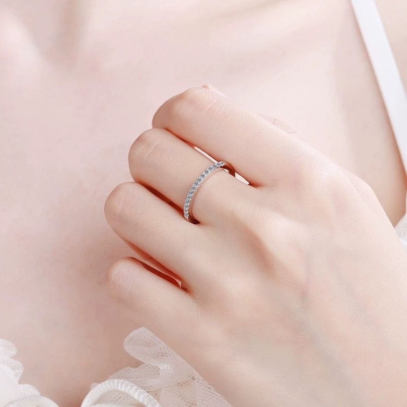 【晶克拉】0.2CT星光闪闪女款直臂排戒